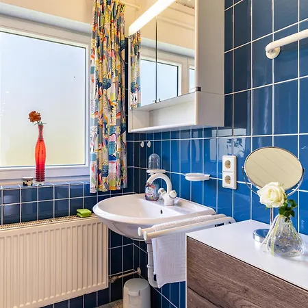 Anne Und Peter Bosch Apartment